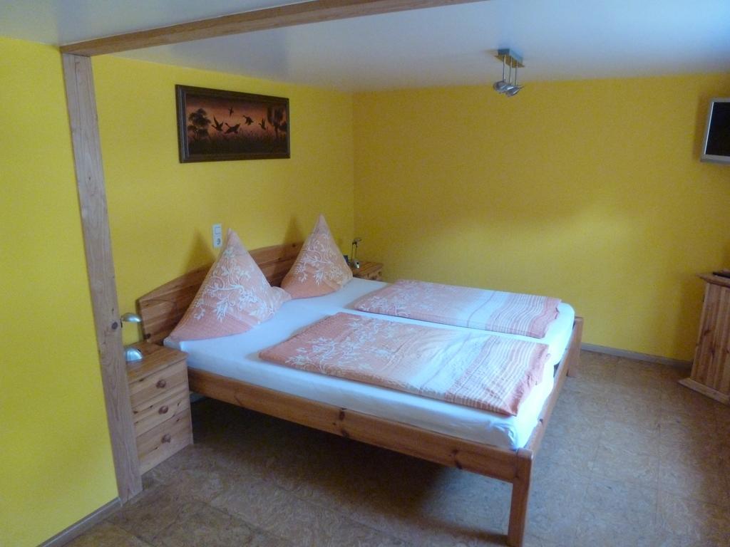 רינגסהיים Privatzimmer Rethaber חדר תמונה